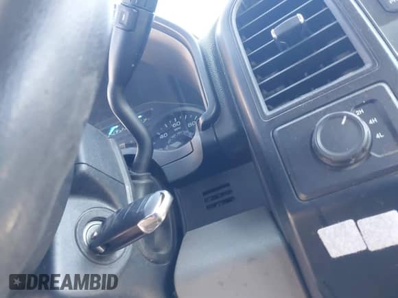 2016 Ford F-150 XLT z VIN 1FTEX1EP0GFD10234, wystawiony jako IAAI lot #43110791 z przebiegiem 247 573 mil mil oraz . Historia ofert i sprzedaży dostępna na DreamBid. Obrazek 11.