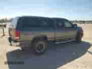 2004 Dodge 2500 SLT with VIN 3D7KA28C24G189077, listed as a Copart auction lot 46672325 with 329,256 mi miles and Salvage title. Bid and sale history available at DreamBid. Image 3.