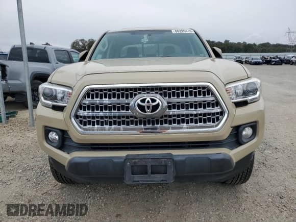 2017 Toyota Tacoma SR5 with VIN 3TMBZ5DN9HM012089, listed as a Copart auction lot 86295415 with 221,378 mi miles and Salvage title. Bid and sale history available at DreamBid. Image 5.