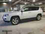2015 Jeep Compass High Altitude с VIN 1C4NJDEB7FD245402, выставлен на аукционе Copart как лот 63697055 с пробегом 136 594 миль миль и Списание • Salvage title. История ставок и продаж доступна на DreamBid. Изображение 1.