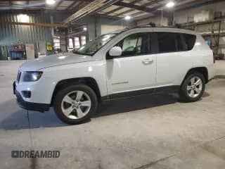 2015 Jeep Compass High Altitude с VIN 1C4NJDEB7FD245402, выставлен на аукционе Copart как лот 63697055 с пробегом 136 594 миль миль и Списание • Salvage title. История ставок и продаж доступна на DreamBid. Изображение 1.