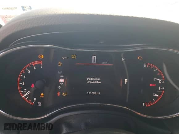 2016 Dodge Durango R/T with VIN 1C4SDJCT6GC352453, listed as a Copart auction lot 84751075 with 171,389 mi miles and Salvage title. Bid and sale history available at DreamBid. Image 9.