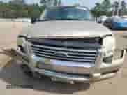 2007 Ford Explorer XLT с VIN 1FMEU63E37UB54334, выставлен на аукционе Copart как лот 81029505 с пробегом 251 073 миль миль и Списание • Salvage title. История ставок и продаж доступна на DreamBid. Изображение 5.