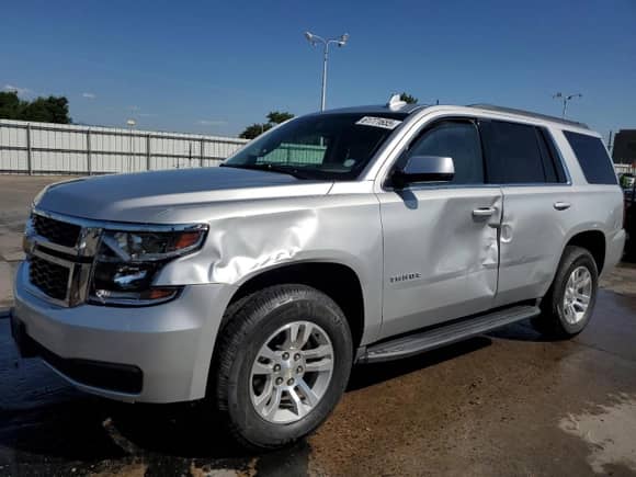 2017 Chevrolet Tahoe LS с VIN 1GNSKAKC7HR248096, выставлен на аукционе Copart как лот 61771655 с пробегом 88 068 миль миль и Списание • Salvage title. История ставок и продаж доступна на DreamBid. Изображение 1.