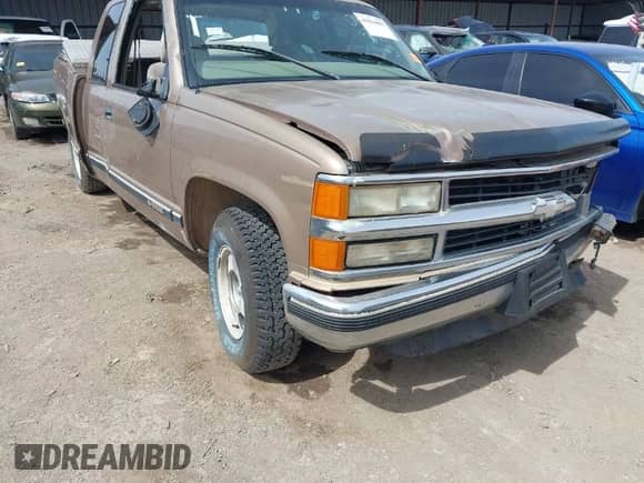 1997 Chevrolet Silverado 1500 с VIN 2GCEC19M2V1288088, выставлен на аукционе IAAI как лот 41864895 с пробегом 445 404 миль миль и . История ставок и продаж доступна на DreamBid. Изображение 1.