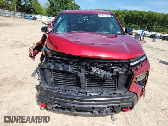 2024 Chevrolet Traverse AWD Z71 с VIN 1GNEVJKS8RJ221369, выставлен на аукционе Copart как лот 65821405 с пробегом 27 147 миль миль и Списание • Salvage title. История ставок и продаж доступна на DreamBid. Изображение 5.