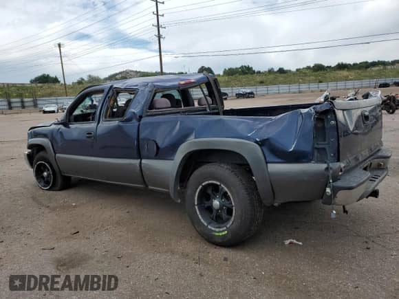 2000 GMC Sierra 1500 SLE with VIN 1GTEK19T5YZ203380, listed as a Copart auction lot 64324535 with Not provided miles and Non repairable. Bid and sale history available at DreamBid. Image 2.