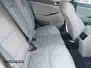 2017 Hyundai Tucson Sport z VIN KM8J3CA2XHU534183, wystawiony jako IAAI lot #42745565 z przebiegiem 127 660 mil mil oraz . Historia ofert i sprzedaży dostępna na DreamBid. Obrazek 8.