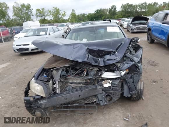 2007 Volvo S60 2.5L Turbo с VIN YV1RS592672623537, выставлен на аукционе IAAI как лот 43030559 с пробегом 171 530 миль миль и . История ставок и продаж доступна на DreamBid. Изображение 13.