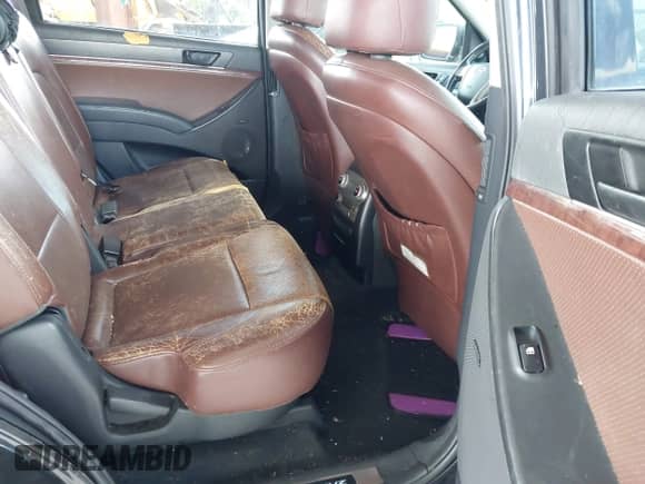 2008 Hyundai Veracruz GLS с VIN KM8NU13C88U051039, выставлен на аукционе IAAI как лот 43231755 с пробегом 221 105 миль миль и . История ставок и продаж доступна на DreamBid. Изображение 8.