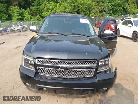 2012 Chevrolet Tahoe LTZ с VIN 1GNSKCE03CR151791, выставлен на аукционе IAAI как лот 42392301 с пробегом 241 228 миль миль и . История ставок и продаж доступна на DreamBid. Изображение 12.