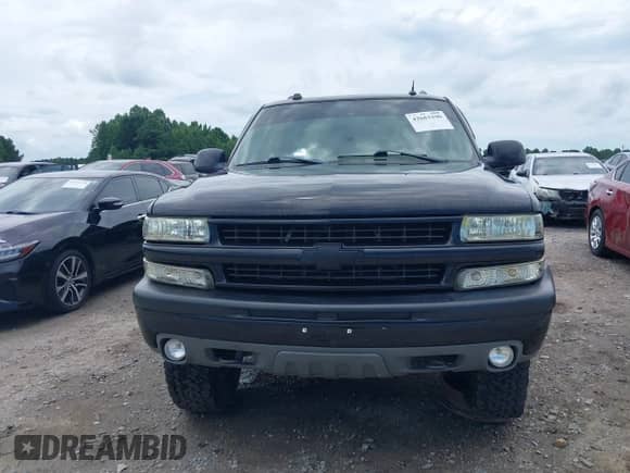 2004 Chevrolet Tahoe Z71 with VIN 1GNEK13Z04R237385, listed as a IAAI auction lot 42683390 with 280,112 mi miles and . Bid and sale history available at DreamBid. Image 12.