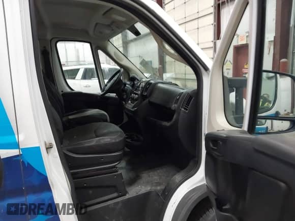 2018 Ram ProMaster Cargo with VIN 3C6TRVDG8JE136299, listed as a IAAI auction lot 43359337 with 156,728 mi miles and . Bid and sale history available at DreamBid. Image 5.