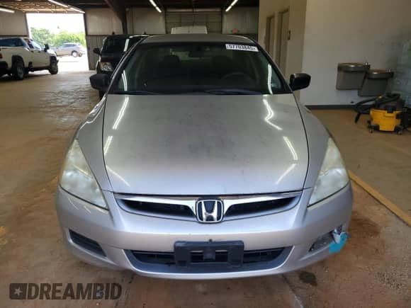 2006 Honda Accord VP с VIN 1HGCM55136A125918, выставлен на аукционе Copart как лот 57703845 с пробегом 178 482 миль миль и Чистый • Clean title. История ставок и продаж доступна на DreamBid. Изображение 5.