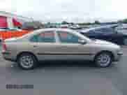2004 Volvo S60 с VIN YV1RS59V542367297, выставлен на аукционе IAAI как лот 42294212 с пробегом 85 865 миль миль и . История ставок и продаж доступна на DreamBid. Изображение 13.