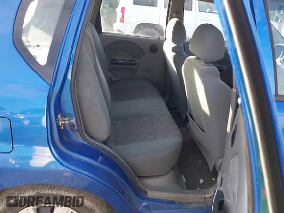 2004 Chevrolet Aveo с VIN KL1TD62614B152408, выставлен на аукционе IAAI как лот 41749376 с пробегом 150 242 миль миль и . История ставок и продаж доступна на DreamBid. Изображение 8.