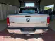 2018 Ram 1500 Big Horn z VIN 3C6RR7LT5JG138472, wystawiony jako Copart lot #71416835 z przebiegiem 60 677 mil mil oraz Szkoda całkowita • Salvage title. Historia ofert i sprzedaży dostępna na DreamBid. Obrazek 6.