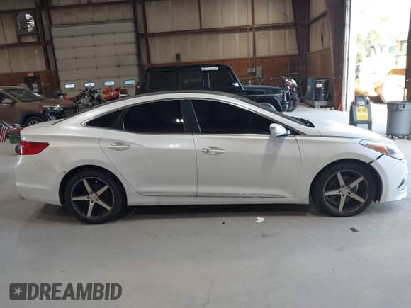 2016 Hyundai Azera с VIN KMHFG4JG3GA509539, выставлен на аукционе IAAI как лот 42988761 с пробегом 170 018 миль миль и . История ставок и продаж доступна на DreamBid. Изображение 13.