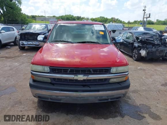 2000 Chevrolet Silverado 1500 with VIN 2GCEC19V5Y1260850, listed as a IAAI auction lot 42733389 with 263,427 mi miles and . Bid and sale history available at DreamBid. Image 12.