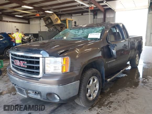 2007 GMC Sierra 1500 SLE1 with VIN 1GTEC19C07Z540647, listed as a IAAI auction lot 42565819 with 41,493 mi miles and . Bid and sale history available at DreamBid. Image 2.
