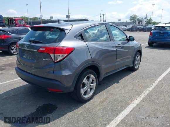 2021 Honda HR-V LX с VIN 3CZRU6H39MM713683, выставлен на аукционе IAAI как лот 42787064 с пробегом 59 034 миль миль и . История ставок и продаж доступна на DreamBid. Изображение 4.