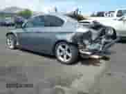 2007 BMW 3 Series 328i с VIN WBAWB33557PV70636, выставлен на аукционе IAAI как лот 42671894 с пробегом Не указан миль и . История ставок и продаж доступна на DreamBid. Изображение 3.