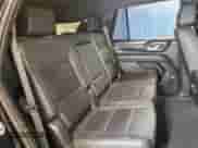 2023 Chevrolet Tahoe LT z VIN 1GNSCNKD0PR380094, wystawiony jako Copart lot #48987865 z przebiegiem 51 372 mil mil oraz Czysty tytuł • Clean title. Historia ofert i sprzedaży dostępna na DreamBid. Obrazek 11.