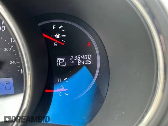 2011 Nissan Murano SL with VIN JN8AZ1MW9BW176502, listed as a Copart auction lot 86316705 with 236,400 mi miles and Clean title. Bid and sale history available at DreamBid. Image 8.