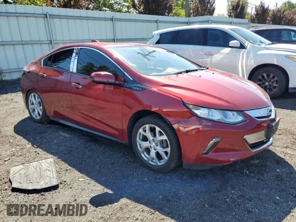 2018 Chevrolet Volt Premier z VIN 1G1RD6S56JU145845, wystawiony jako Copart lot #70097585 z przebiegiem 95 837 mil mil oraz Szkoda całkowita • Salvage title. Historia ofert i sprzedaży dostępna na DreamBid. Obrazek 4.