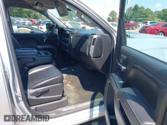 2015 Chevrolet Silverado 1500 LT с VIN 3GCUKREC3FG470949, выставлен на аукционе IAAI как лот 43226940 с пробегом 217 766 миль миль и . История ставок и продаж доступна на DreamBid. Изображение 5.