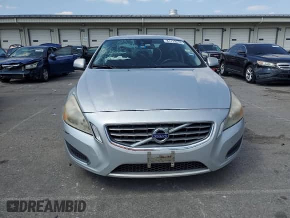 2012 Volvo S60 T5 с VIN YV1622FS0C2110820, выставлен на аукционе Copart как лот 81112215 с пробегом 137 951 миль миль и Списание • Salvage title. История ставок и продаж доступна на DreamBid. Изображение 5.