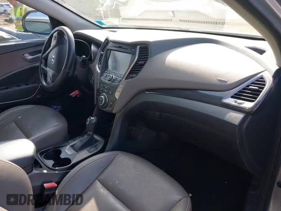 2016 Hyundai Santa Fe Limited with VIN KM8SRDHF9GU140044, listed as a IAAI auction lot 41758762 with 102,914 mi miles and . Bid and sale history available at DreamBid. Image 5.