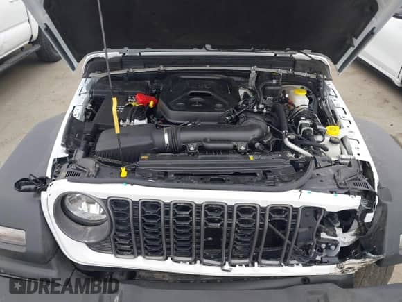 2025 Jeep Wrangler Willys z VIN 1C4PJXDN0SW555394, wystawiony jako IAAI lot #43321086 z przebiegiem 5 204 mil mil oraz . Historia ofert i sprzedaży dostępna na DreamBid. Obrazek 10.