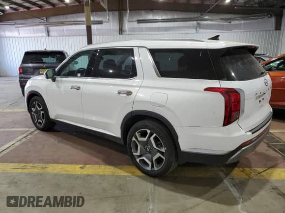2023 Hyundai Palisade SEL с VIN KM8R4DGEXPU592378, выставлен на аукционе Copart как лот 55386084 с пробегом 10 826 миль миль и . История ставок и продаж доступна на DreamBid. Изображение 2.