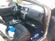 2009 Nissan Murano SL z VIN JN8AZ18U29W023396, wystawiony jako IAAI lot #42589141 z przebiegiem Nie podano mil oraz . Historia ofert i sprzedaży dostępna na DreamBid. Obrazek 5.