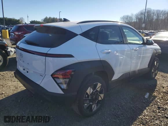 2024 Hyundai Kona SEL with VIN KM8HBCAB7RU172770, listed as a Copart auction lot 81492114 with 7,756 mi miles and Clean title. Bid and sale history available at DreamBid. Image 3.