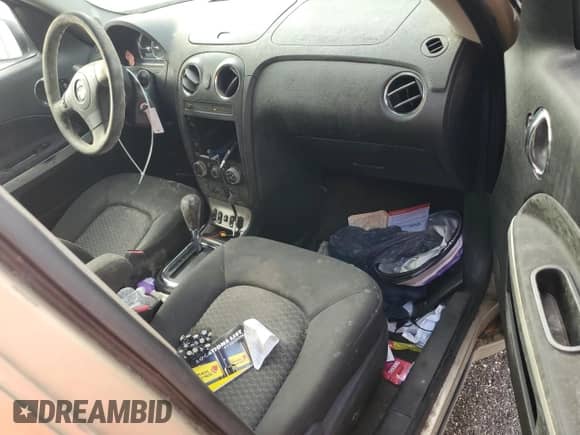 2008 Chevrolet HHR LS with VIN 3GNDA13D28S555689, listed as a Copart auction lot 81982675 with 147,938 mi miles and Salvage title. Bid and sale history available at DreamBid. Image 8.