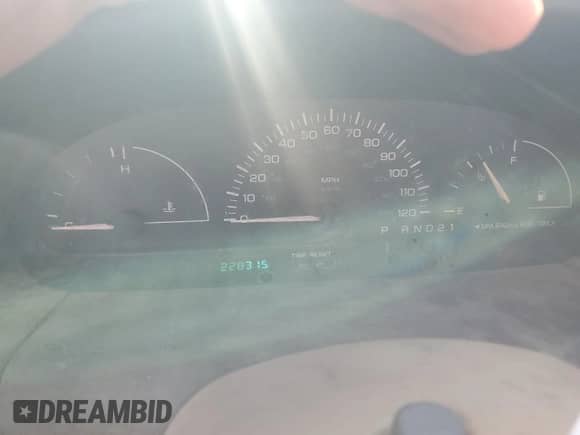 1997 Dodge Caravan with VIN 2B4FP2535VR295904, listed as a Copart auction lot 81189464 with 228,315 mi miles and Salvage title. Bid and sale history available at DreamBid. Image 9.