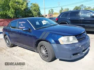 2013 Dodge Avenger SXT z VIN 1C3CDZCBXDN544568, wystawiony jako IAAI lot #43403205 z przebiegiem 144 422 mil mil oraz . Historia ofert i sprzedaży dostępna na DreamBid. Obrazek 1.