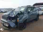 2017 Jeep Renegade Latitude z VIN ZACCJABBXHPG00433, wystawiony jako IAAI lot #41913750 z przebiegiem 68 883 mil mil oraz . Historia ofert i sprzedaży dostępna na DreamBid. Obrazek 2.