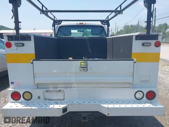2015 Ford F-250 z VIN 1FDDF2B66FEA34884, wystawiony jako IAAI lot #42434311 z przebiegiem 131 644 mil mil oraz . Historia ofert i sprzedaży dostępna na DreamBid. Obrazek 17.