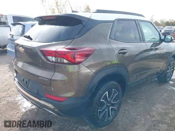 2022 Chevrolet TrailBlazer ACTIV with VIN KL79MVSLXNB036688, listed as a IAAI auction lot 43448339 with 83,011 mi miles and . Bid and sale history available at DreamBid. Image 4.