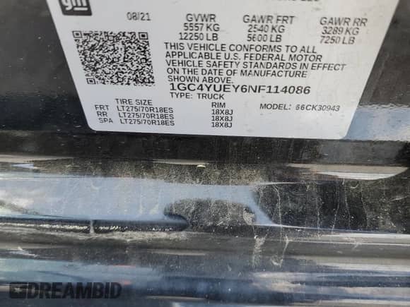 2022 Chevrolet Silverado 3500HD LTZ z VIN 1GC4YUEY6NF114086, wystawiony jako Copart lot #55552245 z przebiegiem 112 029 mil mil oraz Szkoda całkowita • Salvage title. Historia ofert i sprzedaży dostępna na DreamBid. Obrazek 12.