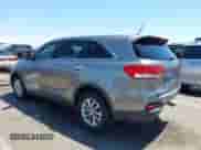 2016 Kia Sorento LX z VIN 5XYPG4A34GG104800, wystawiony jako IAAI lot #42428963 z przebiegiem 115 463 mil mil oraz . Historia ofert i sprzedaży dostępna na DreamBid. Obrazek 3.