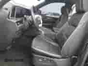 2022 Cadillac Escalade Premium Luxury с VIN 1GYS4CKL6NR180040, выставлен на аукционе Copart как лот 42239625 с пробегом 29 100 миль миль и Списание • Salvage title. История ставок и продаж доступна на DreamBid. Изображение 7.