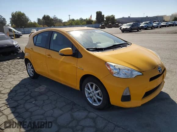 2014 Toyota Prius One с VIN JTDKDTB38E1064486, выставлен на аукционе Copart как лот 84020955 с пробегом 141 593 миль миль и Списание • Salvage title. История ставок и продаж доступна на DreamBid. Изображение 4.