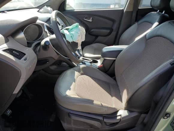 2011 Hyundai Tucson GLS z VIN KM8JU3AC4BU259312, wystawiony jako Copart lot #81339185 z przebiegiem 96 783 mil mil oraz Szkoda całkowita • Salvage title. Historia ofert i sprzedaży dostępna na DreamBid. Obrazek 7.