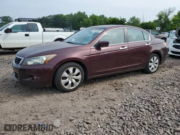 2010 Honda Accord EX z VIN 5KBCP3F74AB018911, wystawiony jako Copart lot #59948985 z przebiegiem 216 859 mil mil oraz Czysty tytuł • Clean title. Historia ofert i sprzedaży dostępna na DreamBid. Obrazek 1.