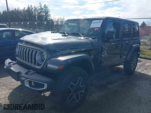 2025 Jeep Wrangler Sahara с VIN 1C4PJXENXSW527925, выставлен на аукционе IAAI как лот 41818650 с пробегом 5 478 миль миль и . История ставок и продаж доступна на DreamBid. Изображение 2.