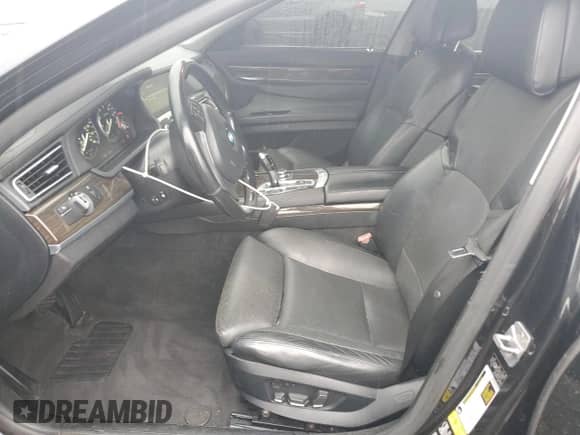 2012 BMW 7 Series 750Li xDrive with VIN WBAKC8C57CC435068, listed as a Copart auction lot 67422785 with 119,832 mi miles and Salvage title. Bid and sale history available at DreamBid. Image 7.
